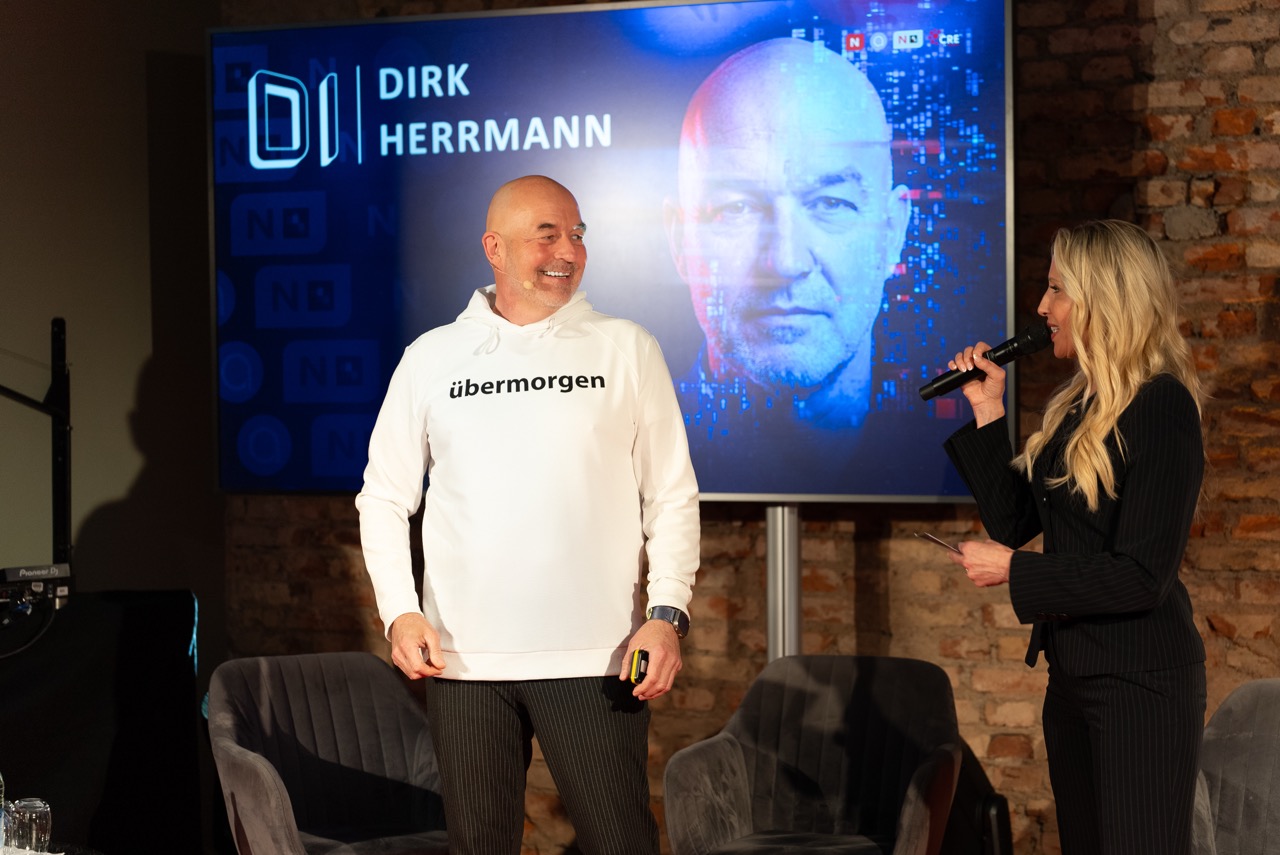 Groß (DIGITAL INSIGHTS 2026_NAYOKI_FOTOS-22)