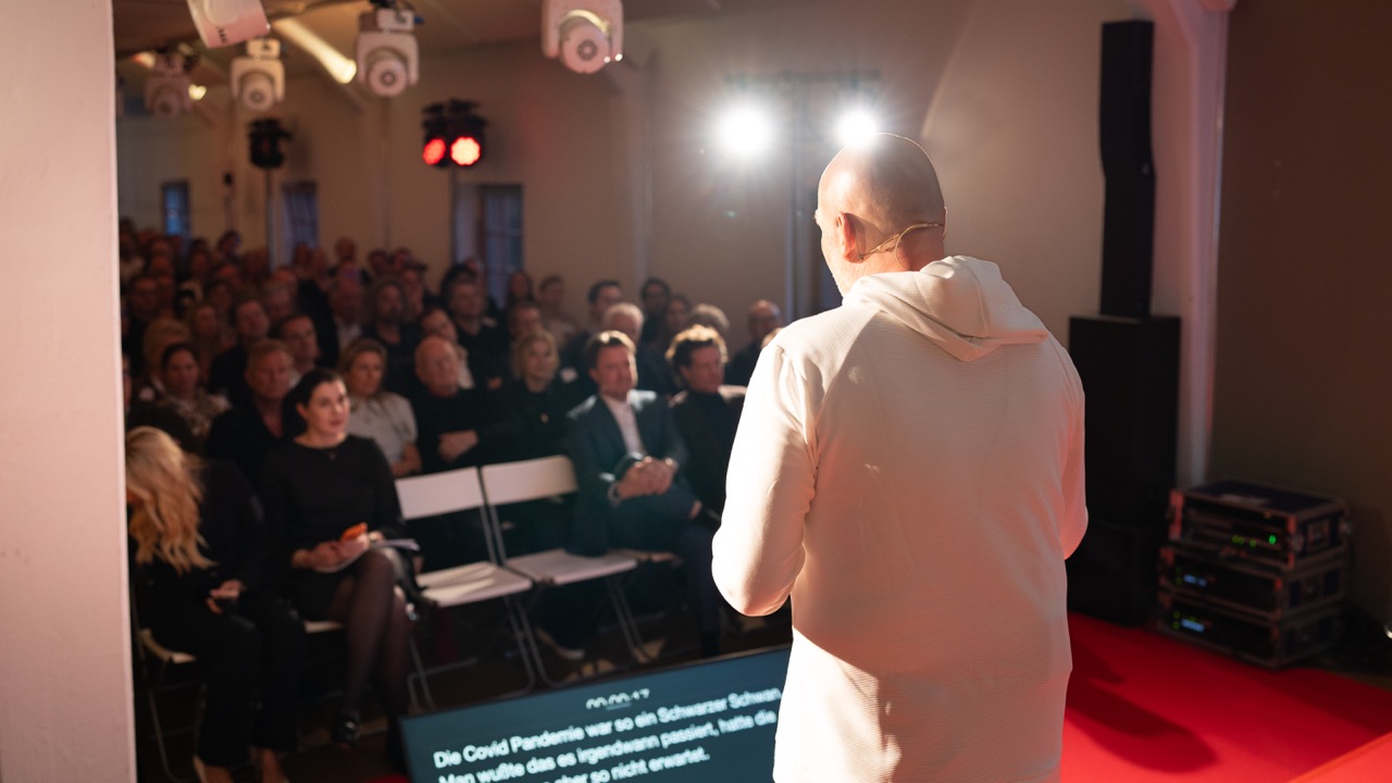 Groß (DIGITAL INSIGHTS 2026_NAYOKI_FOTOS-24)