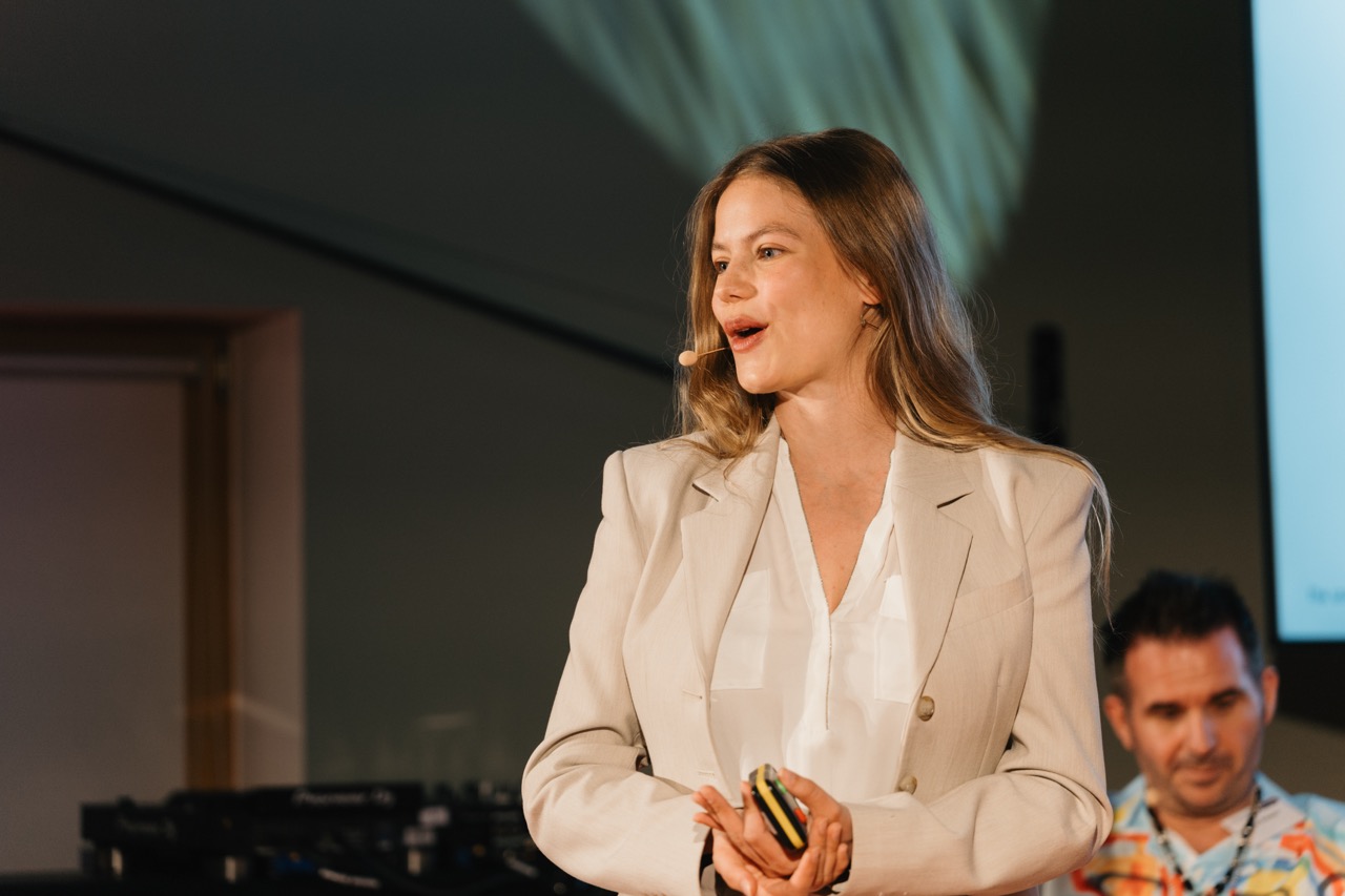 Groß (DIGITAL INSIGHTS 2026_NAYOKI_FOTOS-37)